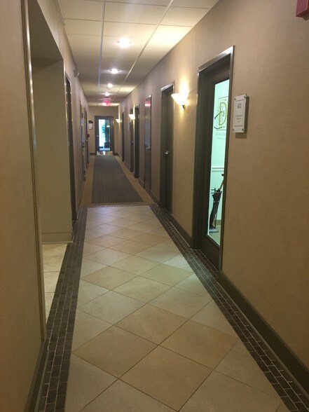 More Photos Of 2158 Northgate Park Ln, Chattanooga Medical For Lease