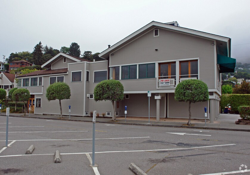 More Photos Of 900 Bridgeway, Sausalito Medical For Lease
