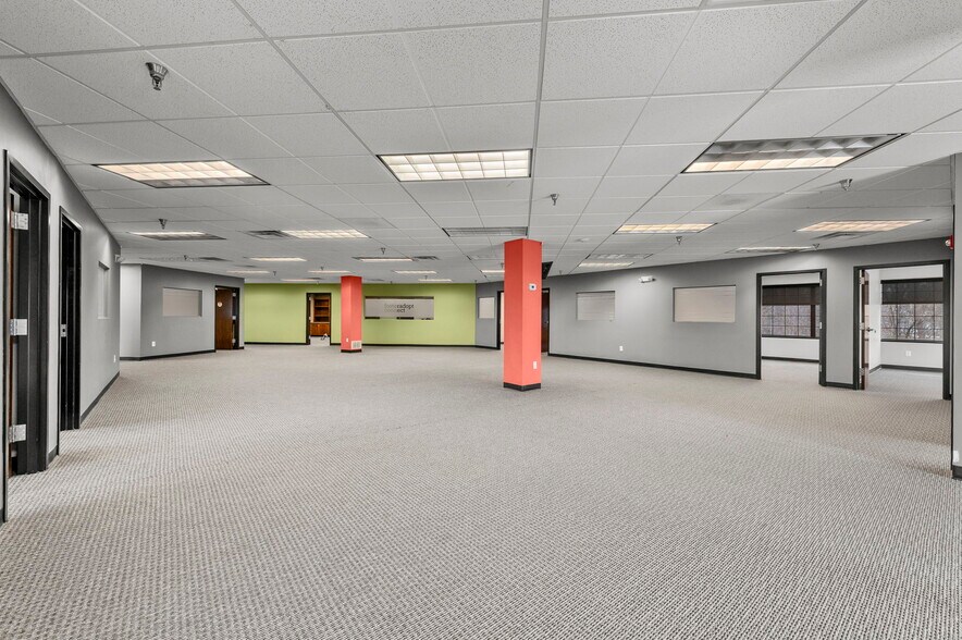 More Photos Of 3730 S Elizabeth St, Independence Medical For Lease