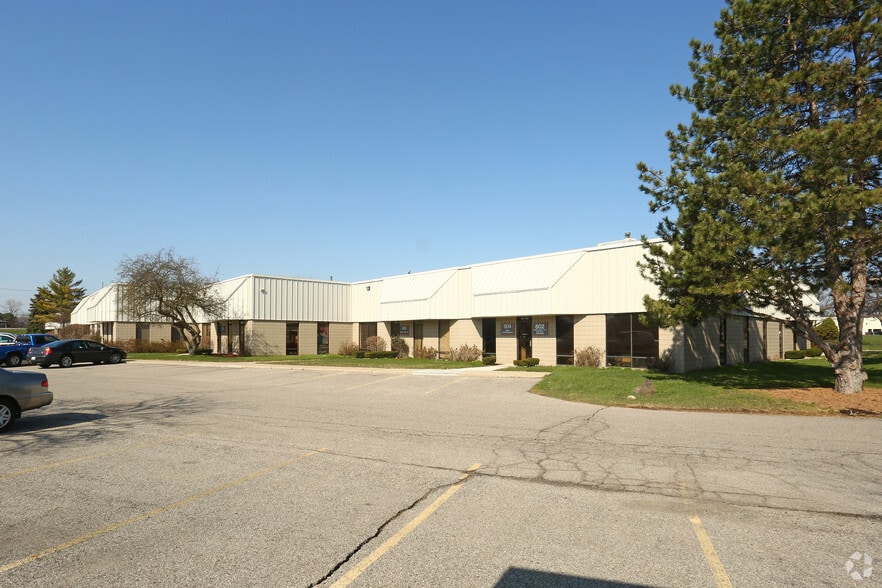 More Photos Of 802-864 Phoenix Dr, Ann Arbor Warehouse For Lease
