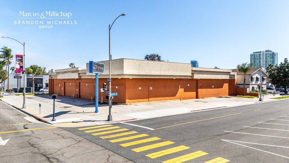 More Photos Of 636 Locust Ave, Long Beach Auto Repair For Sale