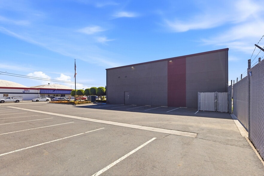More Photos Of 225 Demeter St, Palo Alto Office Residential For Lease