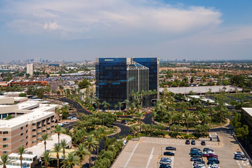 More Photos Of 410 N 44th St, Phoenix Office For Lease