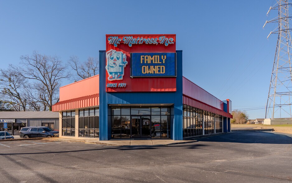 Primary Photo Of 1088 S Pendleton St, Easley Freestanding For Lease