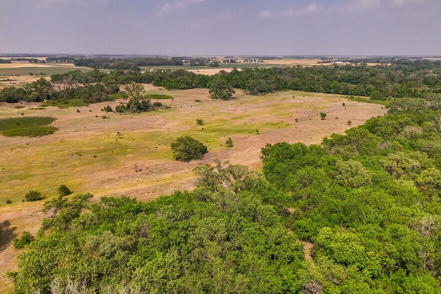 More Photos Of 9111 Long View Road, Burrton Land For Sale