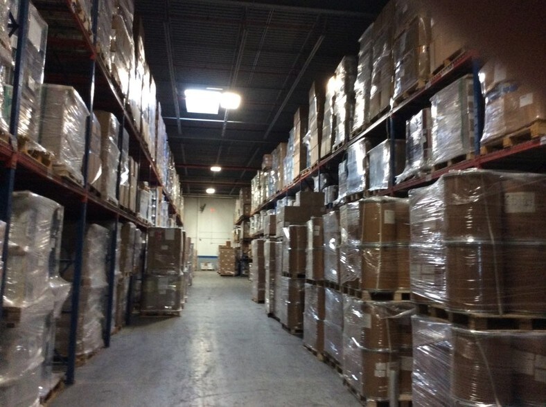 More Photos Of 17-09 Zink Pl, Fair Lawn Manufacturing For Sale