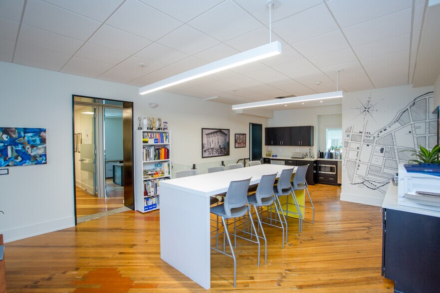 More Photos Of 71-75 N Main St, Lambertville Apartments For Lease