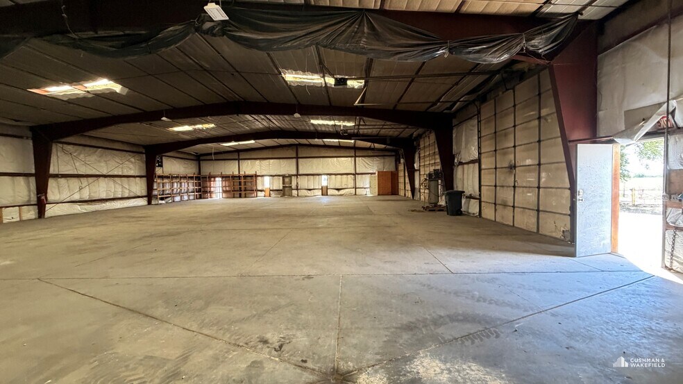 More Photos Of 15457 Highway 52, Fort Lupton Warehouse For Lease