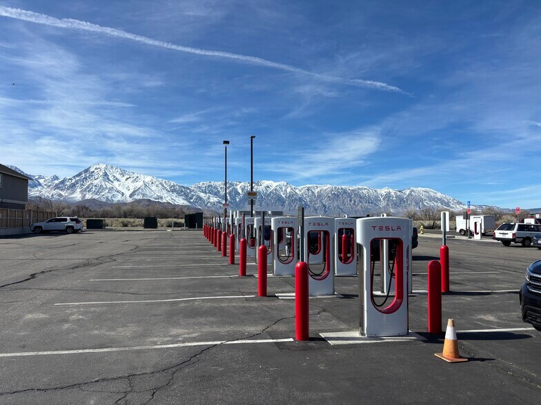 More Photos Of U.S. Highway 395, Bishop Unknown For Lease