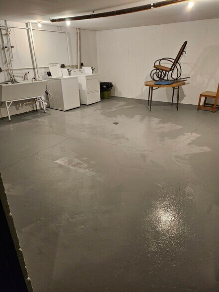 More Photos Of 8613 W Foster Ave, Chicago Apartments For Sale