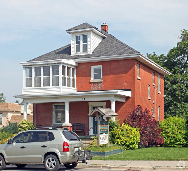 Primary Photo Of 11 Brock St E, Uxbridge Office For Lease