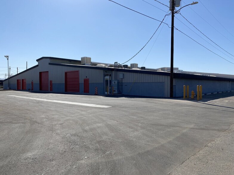 More Photos Of 1301-1555 E Jackson St, Phoenix Warehouse For Lease