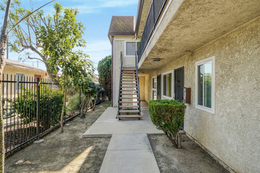 More Photos Of 1633 259th St, Harbor City Apartments For Sale