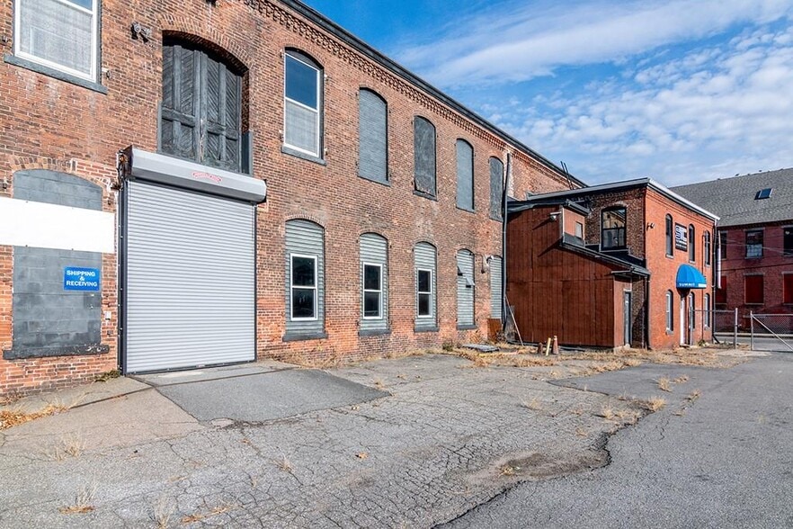 More Photos Of 248 Pine St, Pawtucket Warehouse For Sale