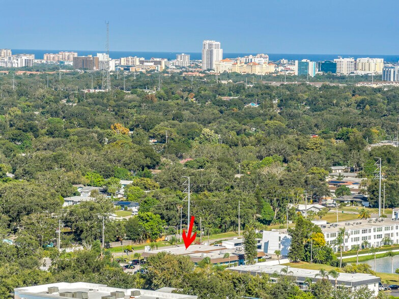 More Photos Of 1745 S Highland Ave, Clearwater Medical For Sale