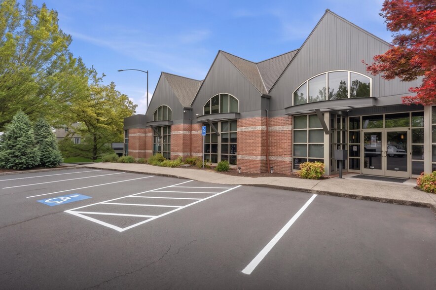 More Photos Of 250 Division St NE, Salem Office For Lease