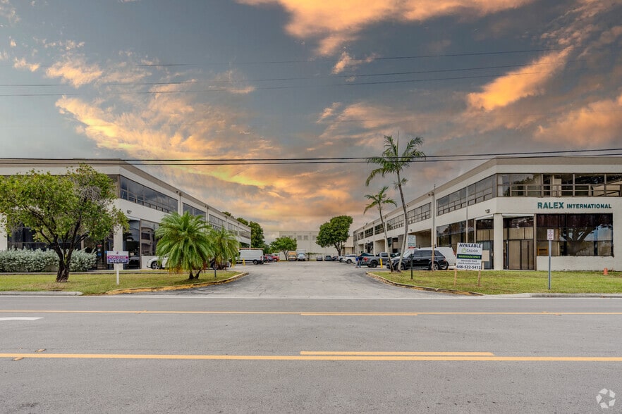 Primary Photo Of 2100-2112 NW 99th Ave, Miami Warehouse For Lease