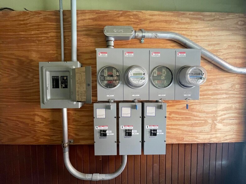 More Photos Of 99-101 Fraley st, Kane Flex For Sale