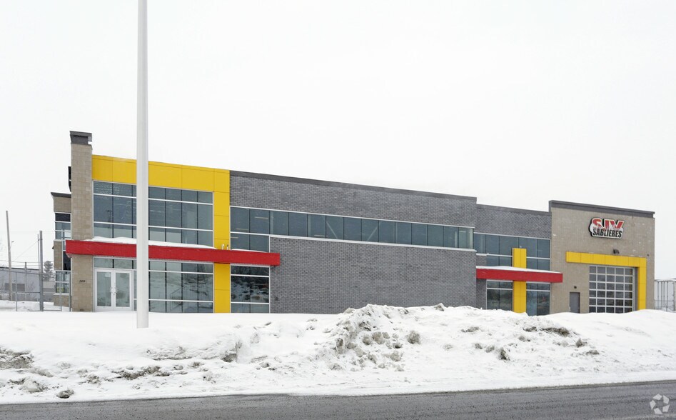 Primary Photo Of 160 Rue Des Entreprises, Sainte-anne-des-plaines Industrial For Lease
