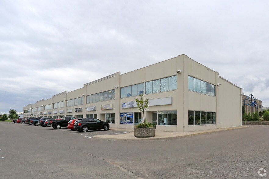 More Photos Of 353-359 Saunders Rd, Barrie Light Distribution For Sale