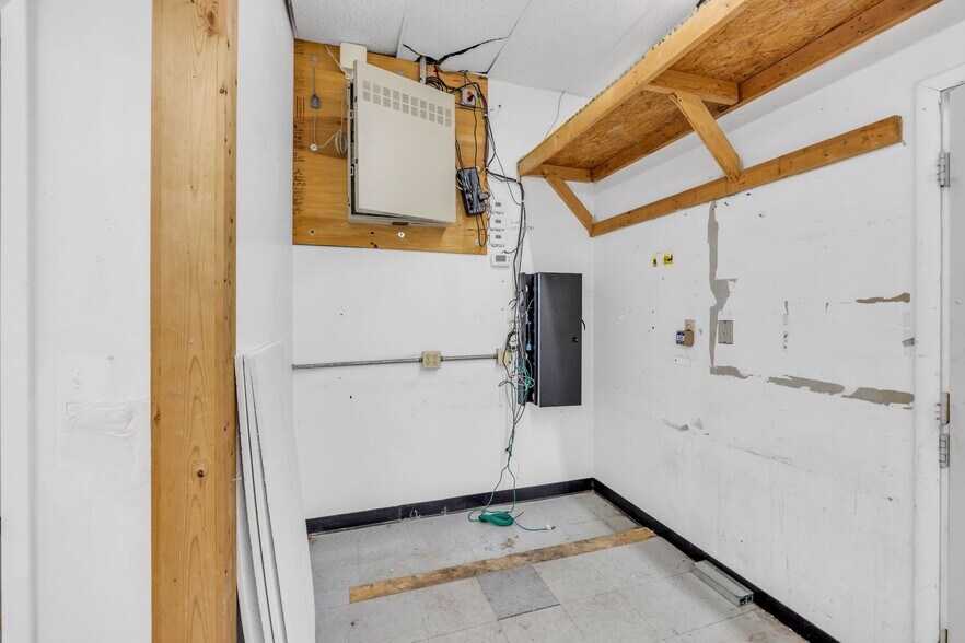 More Photos Of 511 Market St, Chattanooga Specialty For Lease