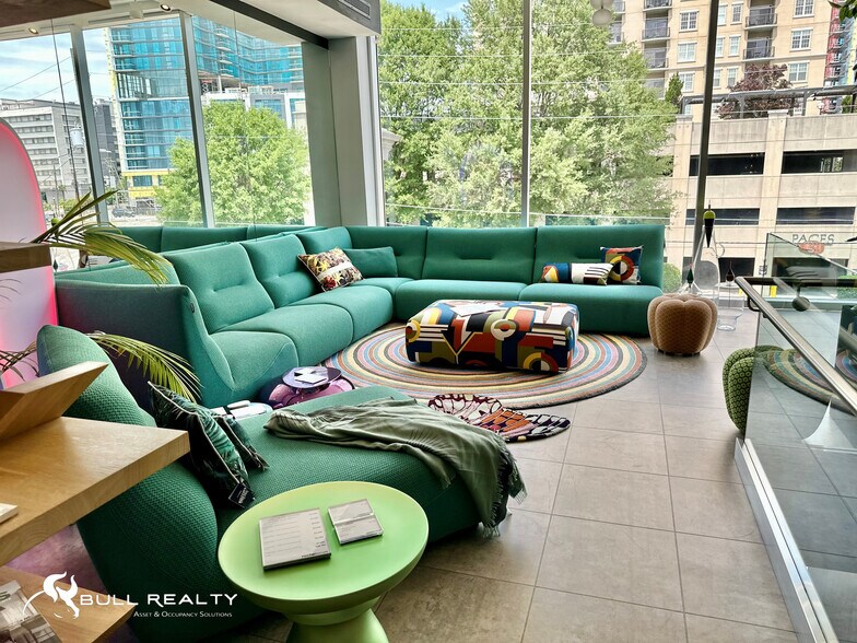More Photos Of 333 Buckhead Ave NE, Atlanta Freestanding For Lease