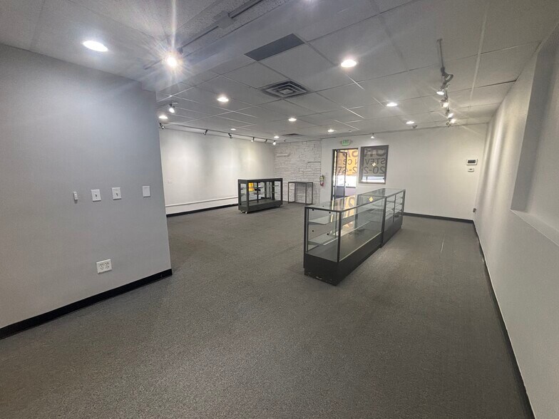 More Photos Of 2262 S Broadway, Denver Storefront For Lease