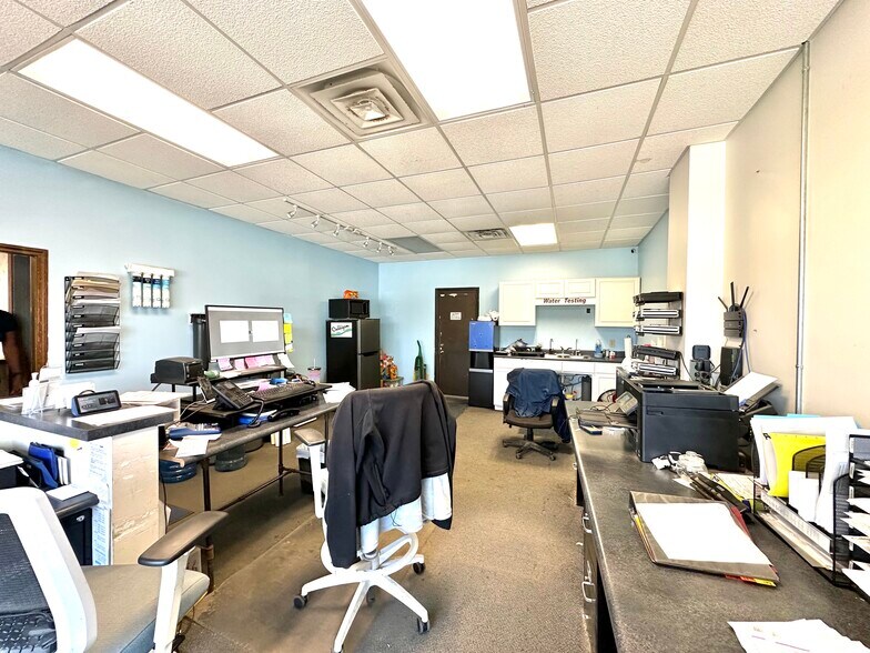 More Photos Of 2215 W Lincoln Hwy, Merrillville Freestanding For Lease