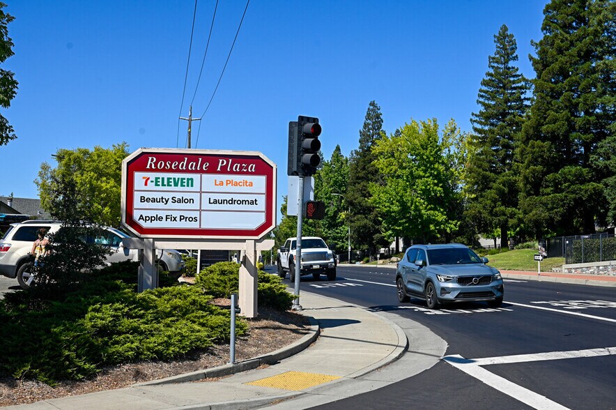 More Photos Of 500 Cirby Way, Roseville General Retail For Sale