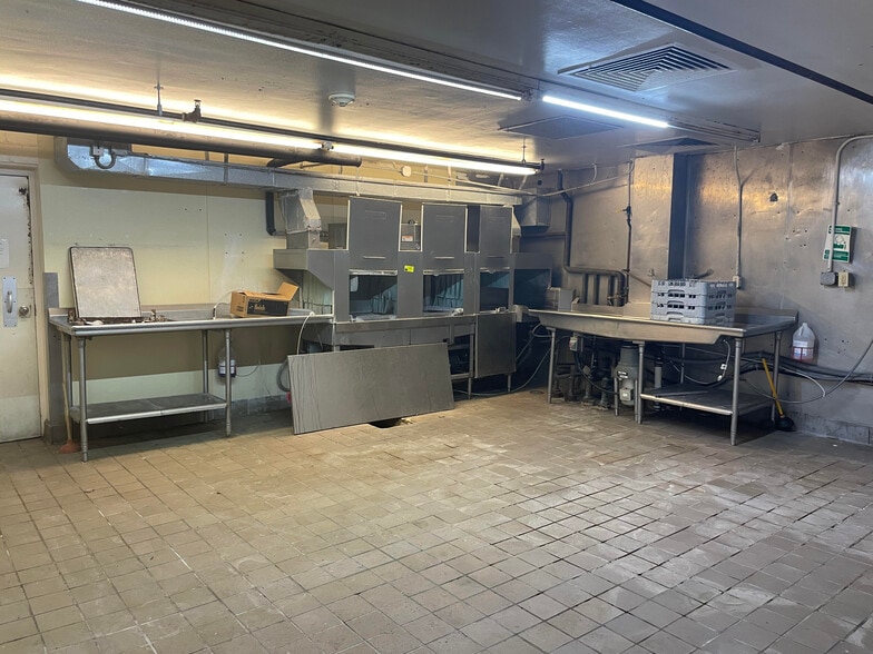 More Photos Of 1616 Cedar St, Lawrenceville Skilled Nursing Facility For Sale