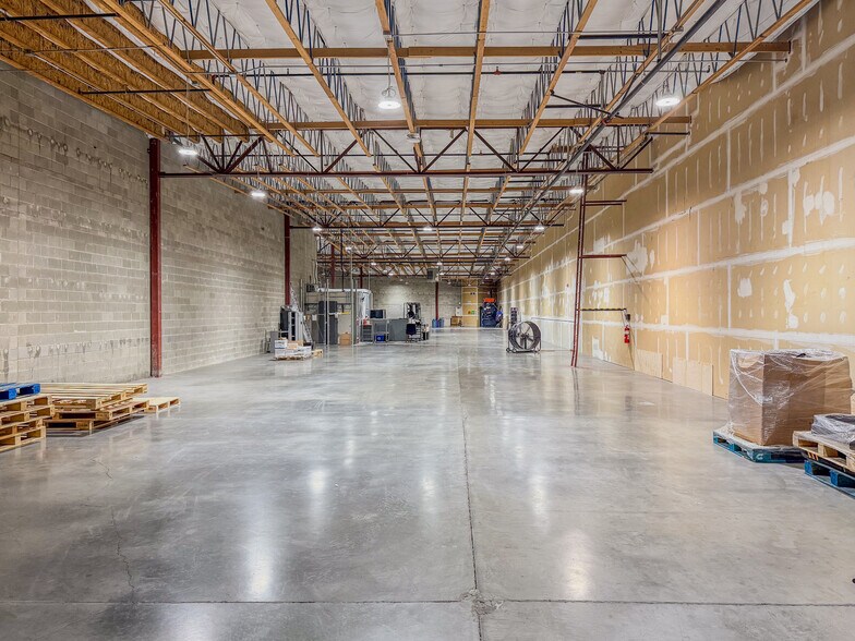 More Photos Of 1661 Fowler St, Richland Office For Lease