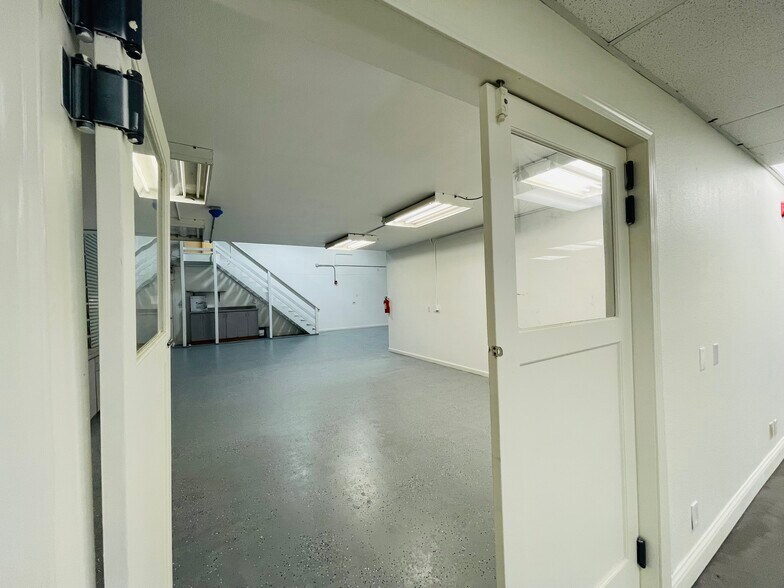 More Photos Of 1925 Francisco Blvd E, San Rafael Light Manufacturing For Lease