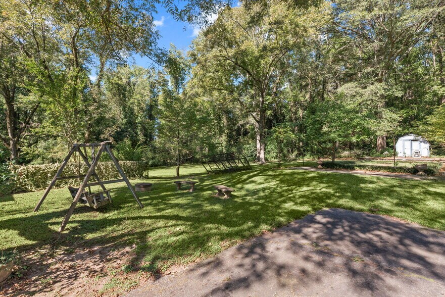 More Photos Of 1556 Highway 29 N, Newnan Office Residential For Sale