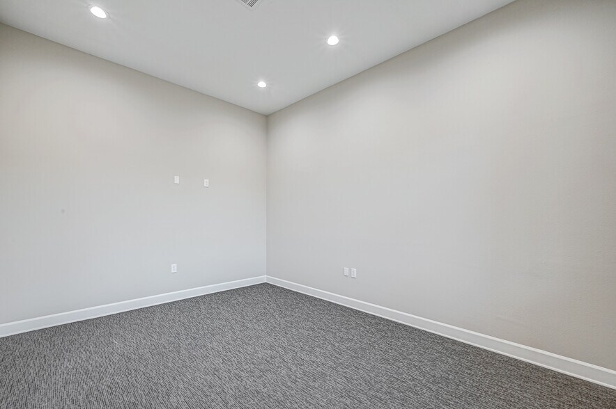 More Photos Of 4220 Cartwright Rd, Missouri City Medical For Lease