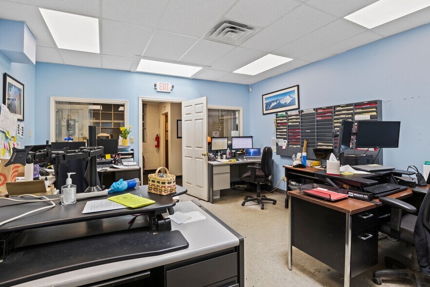 More Photos Of 9 Grimes St, Buffalo Industrial For Sale