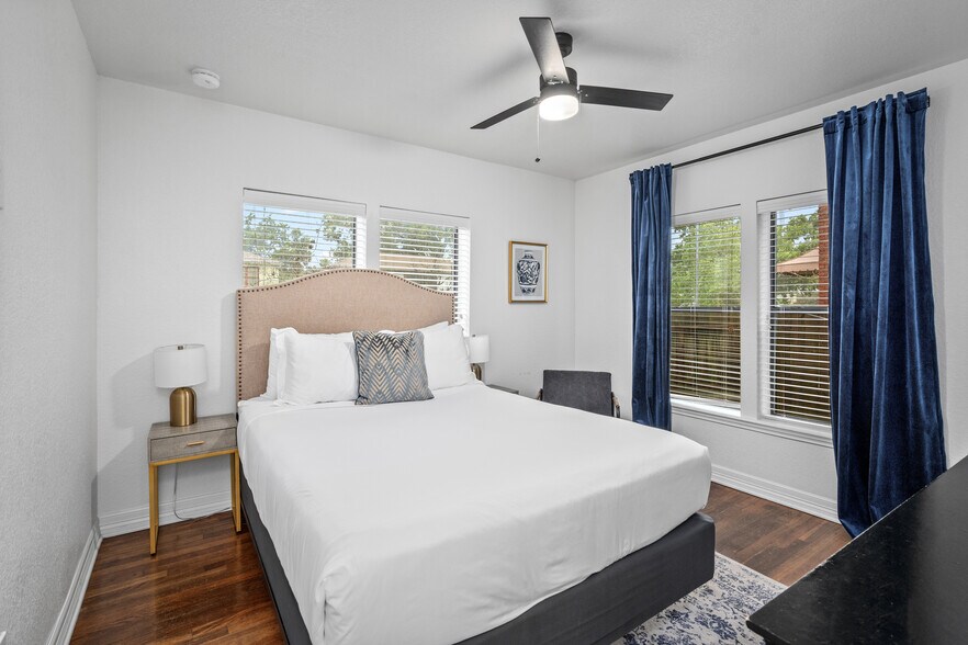 More Photos Of 3404 Rosedale St, Houston Multifamily For Sale