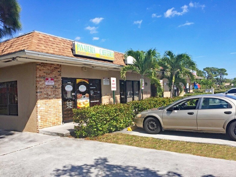 More Photos Of 5371 10th Ave N, Greenacres Storefront Retail Office For Lease