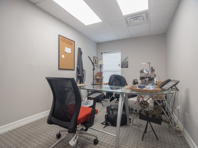 More Photos Of 6001 Nw Expressway, Oklahoma City Office For Sale