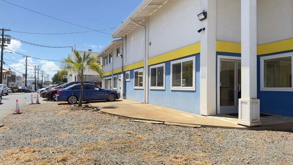 More Photos Of 524 Mokauea St, Honolulu Warehouse For Lease