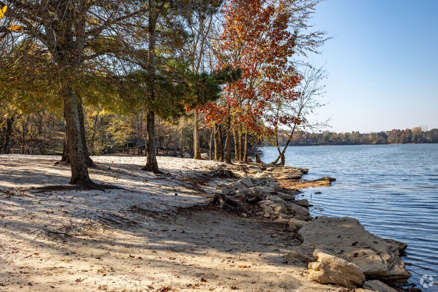 More Photos Of 9133 Hunter Valley Ln, Knoxville Sports And Entertainment For Sale