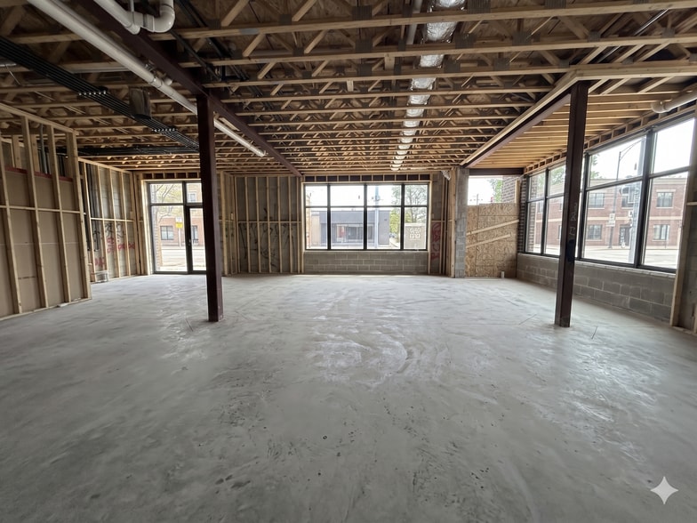 More Photos Of 2756 W Chicago Ave, Chicago General Retail For Sale