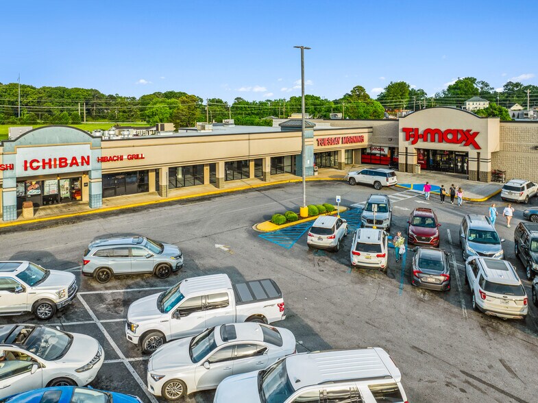 More Photos Of 111-191 Cox Creek Pky S, Florence Storefront For Sale