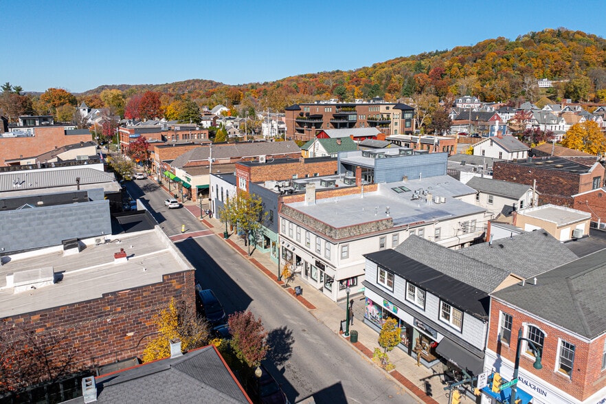 More Photos Of 439-441 Beaver St, Sewickley Storefront Retail Office For Sale