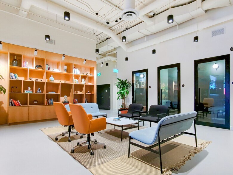 More Photos Of 9850 King George Blvd, Surrey Coworking Space