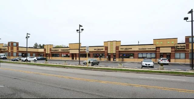 More Photos Of 7313-7337 N Harlem Ave, Niles Storefront For Lease