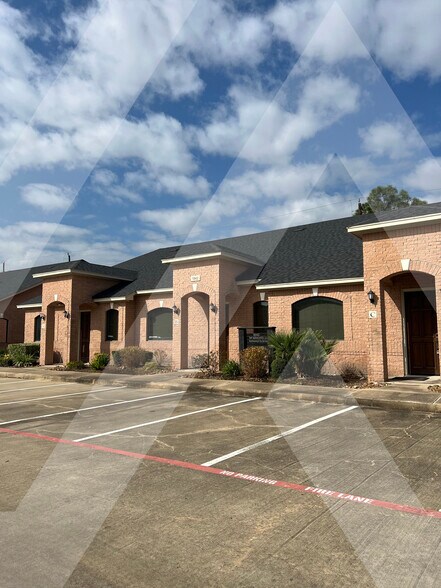 Primary Photo Of 1842 Snake River Rd, Katy Medical For Lease