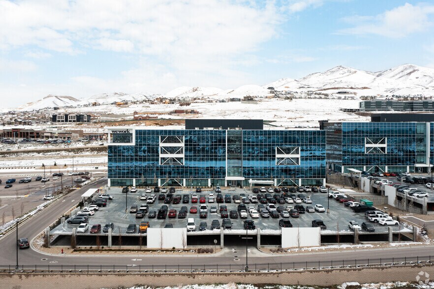 More Photos Of 1633 W innovation Way, Lehi Office For Lease