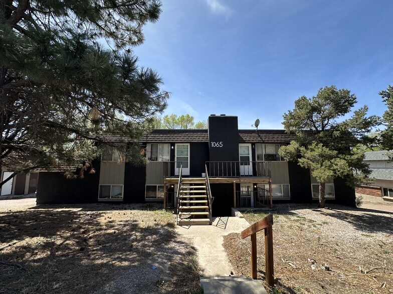 Primary Photo Of 1065 Magnolia St, Colorado Springs Apartments For Sale