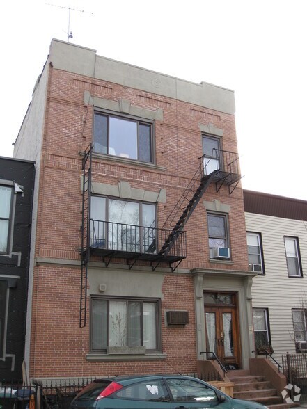 More Photos Of 19 Jackson Pl, Brooklyn Apartments For Sale