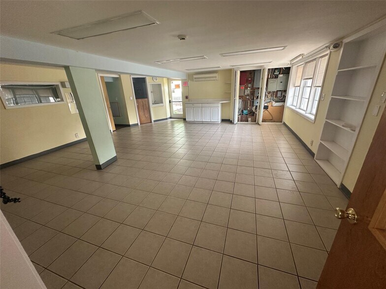 More Photos Of 2430 Carmel Ave, Brewster Office For Lease